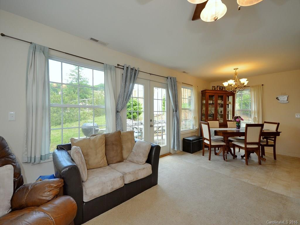 2 Climbing Aster Way - Photo 7