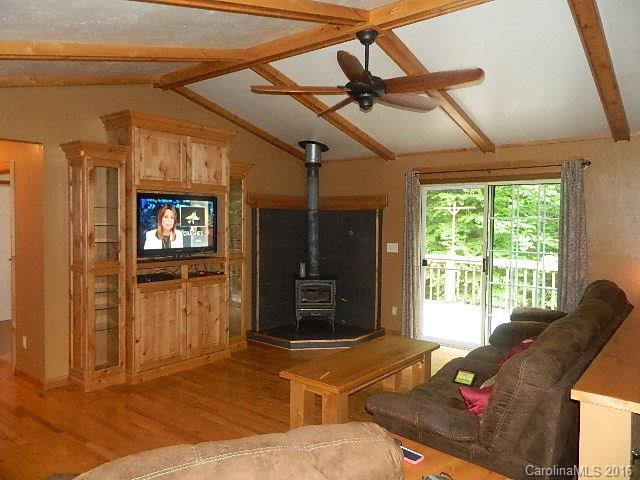 532 Falls Creek Road - Photo 4