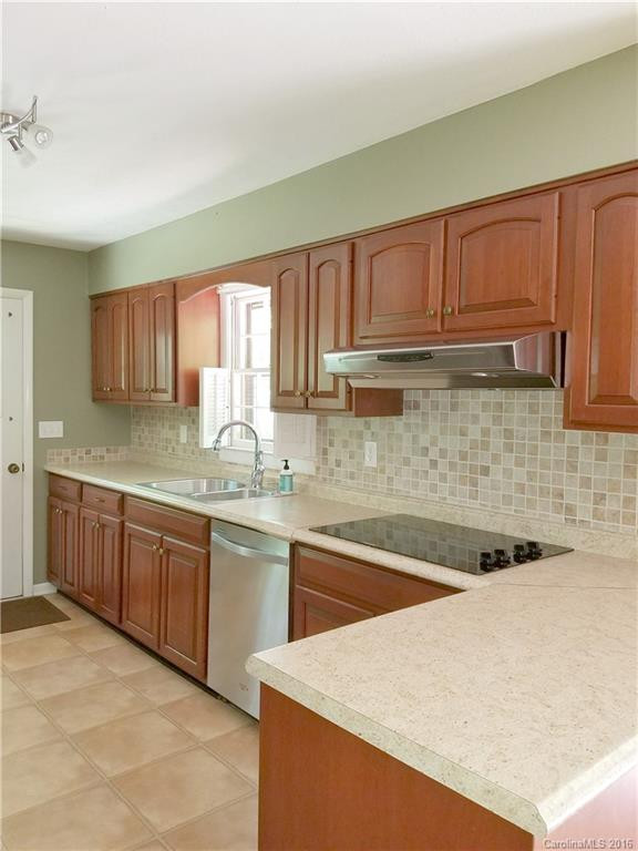 366 Royal Pines Drive - Photo 9