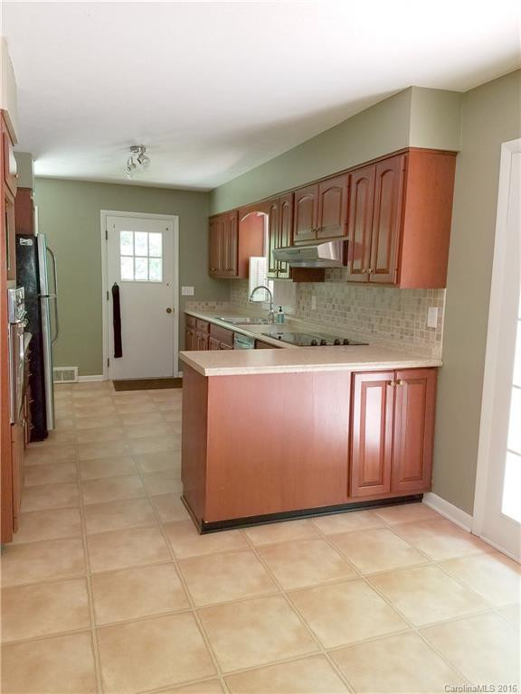 366 Royal Pines Drive - Photo 10