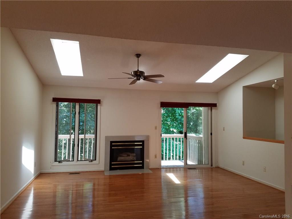 114 Beaver Ridge Road #114 - Photo 2
