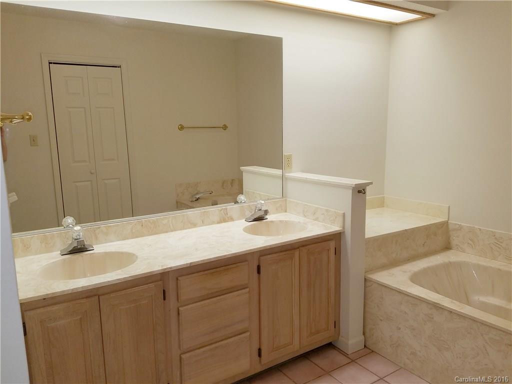 114 Beaver Ridge Road #114 - Photo 12