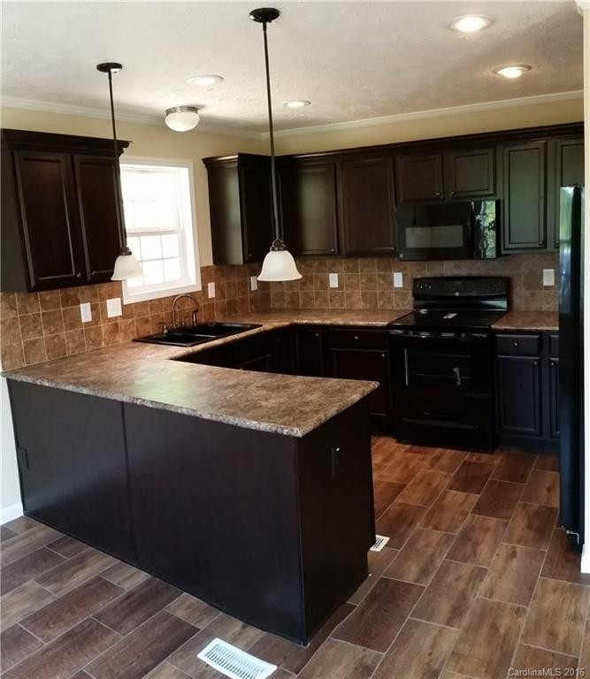 70 Ridge Creek Drive - Photo 3