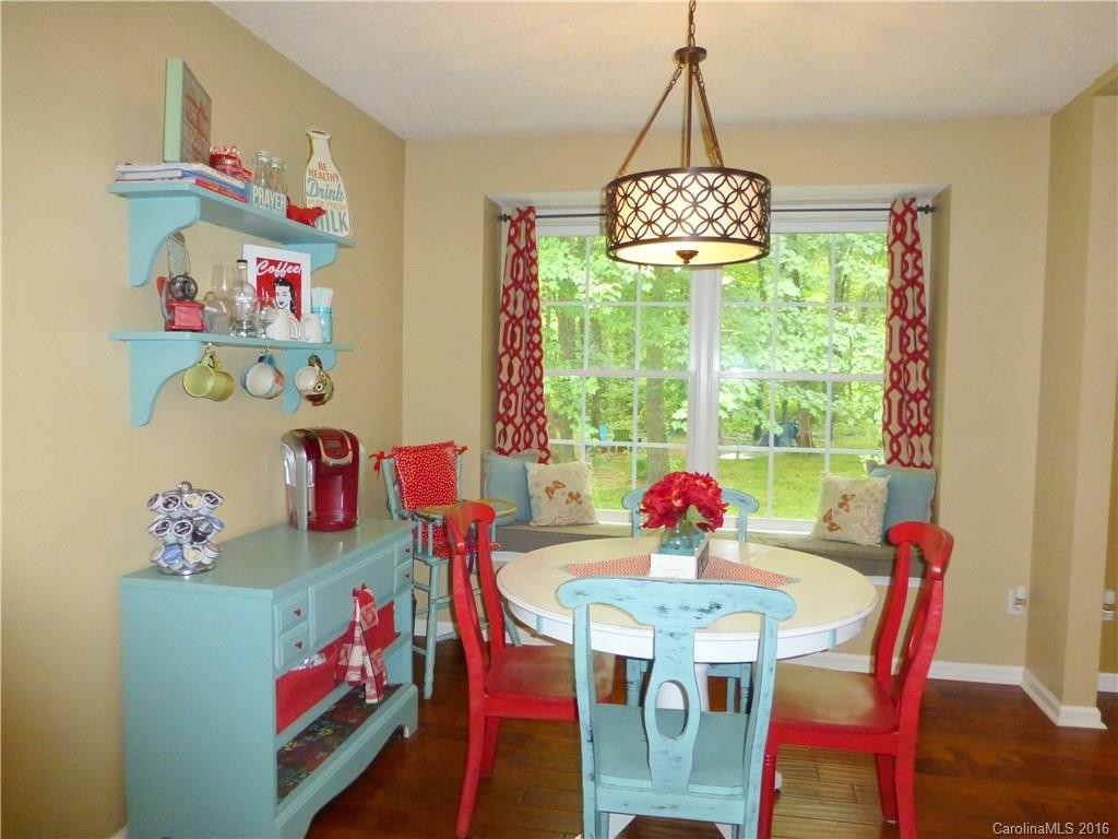 609 Woodberry Court - Photo 11