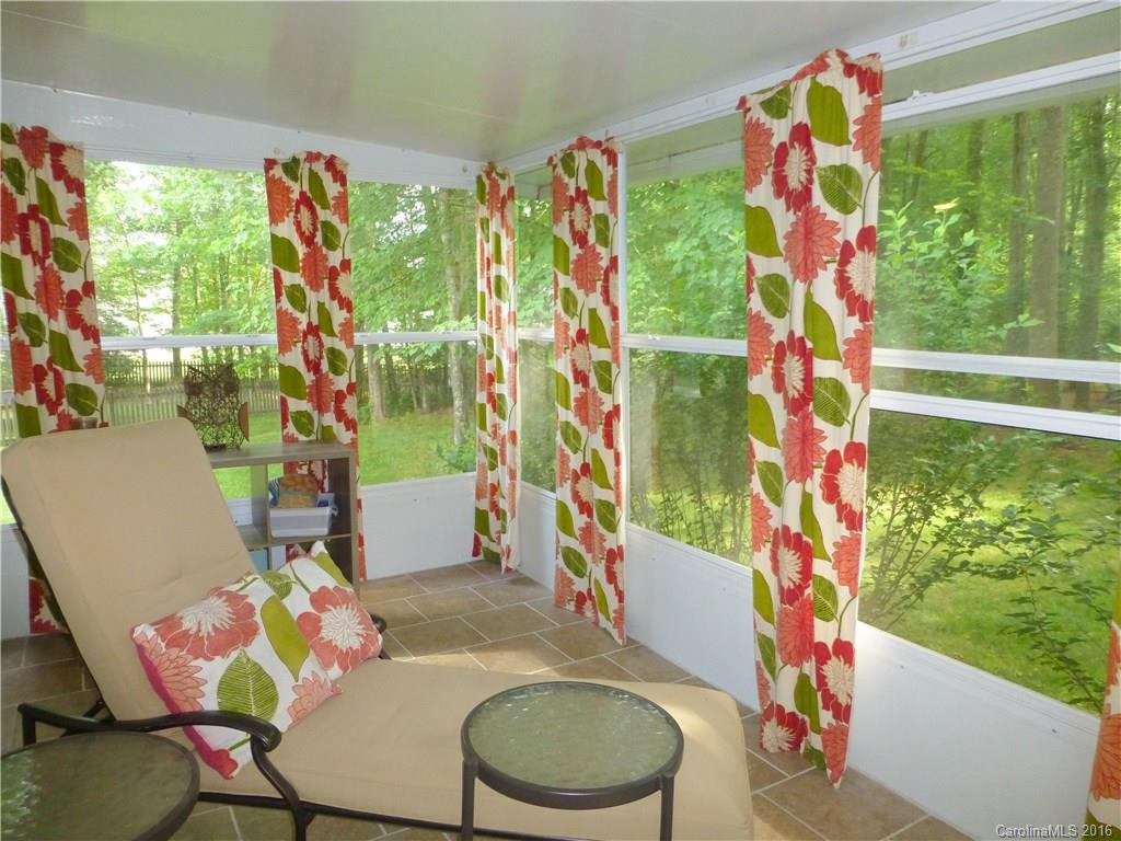 609 Woodberry Court - Photo 18
