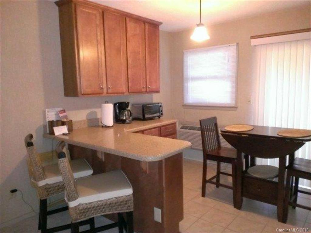 160 Whitney Boulevard #Unit 8 - Photo 2