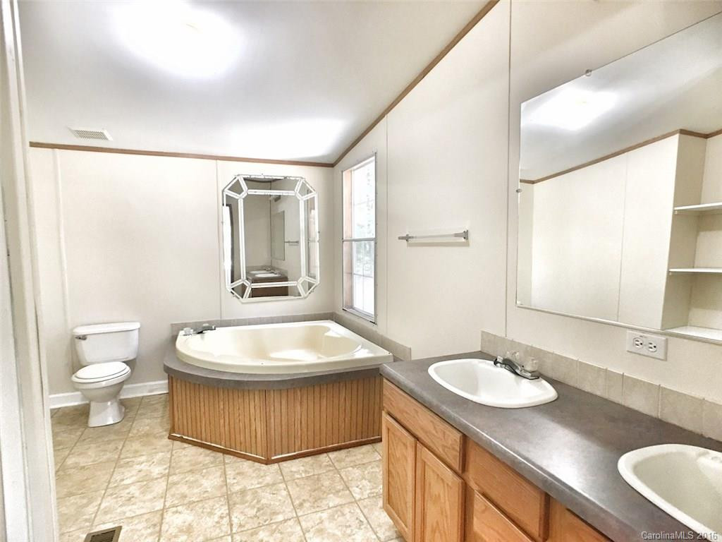 5563 Wilson Hill Road - Photo 15
