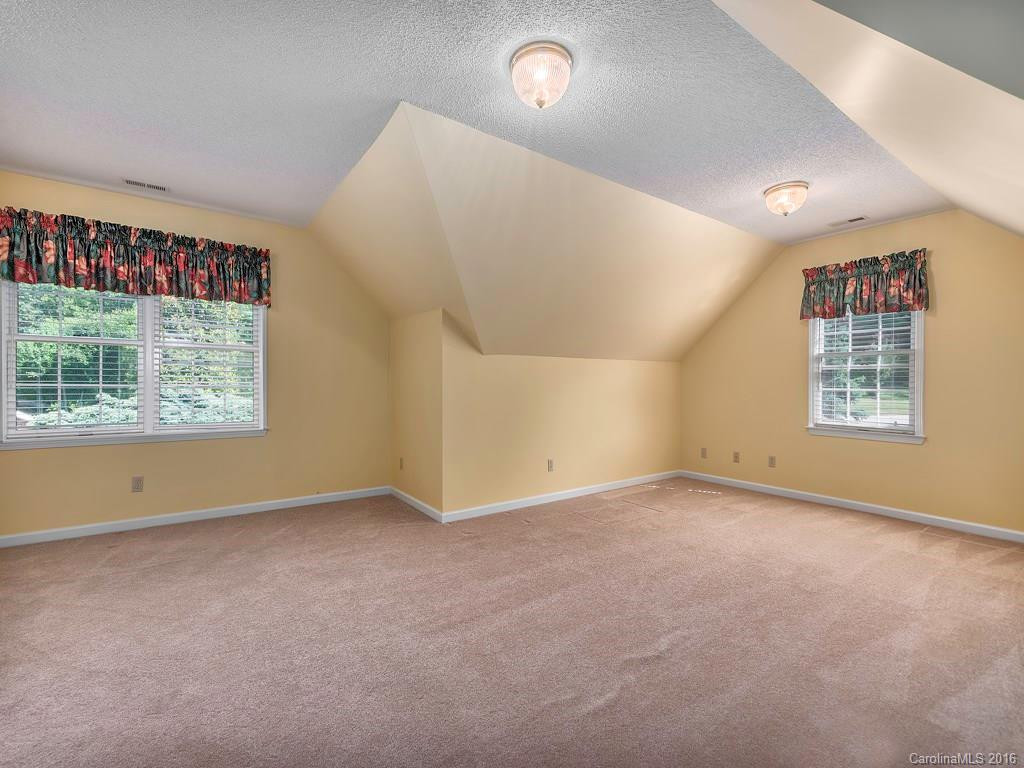 2 Cambridge Drive - Photo 16
