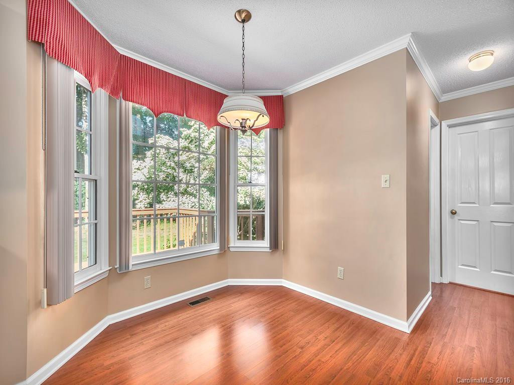 2 Cambridge Drive - Photo 3