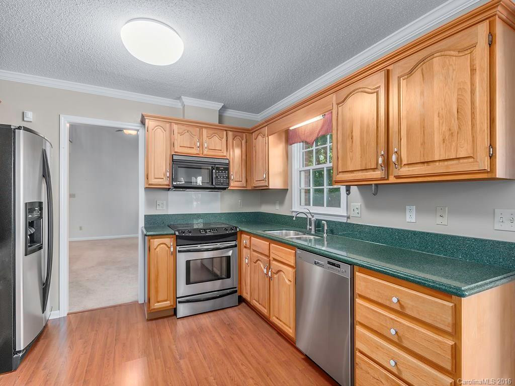 2 Cambridge Drive - Photo 7