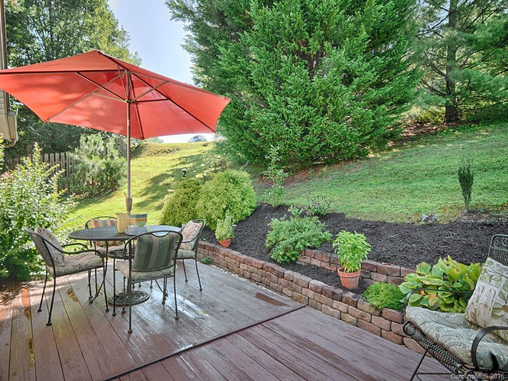 110 Spring Drive - Photo 13
