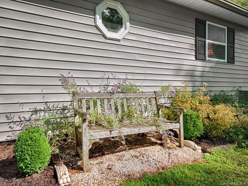 110 Spring Drive - Photo 14