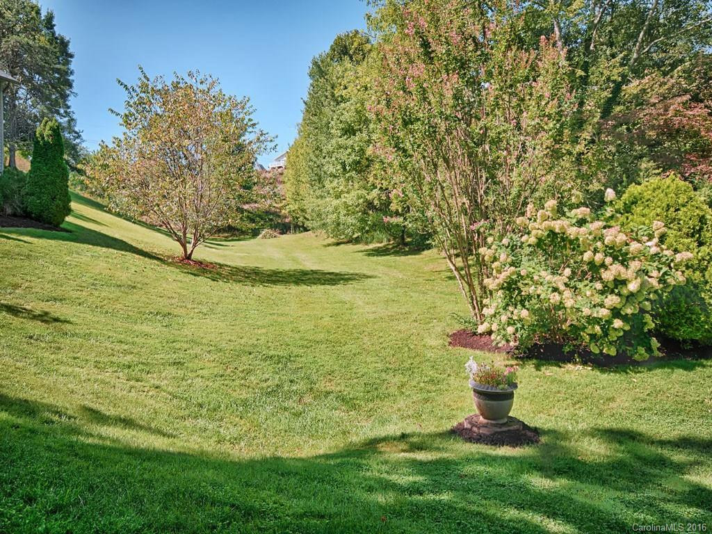 110 Spring Drive - Photo 15