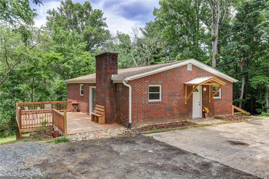 76 Thompson Road