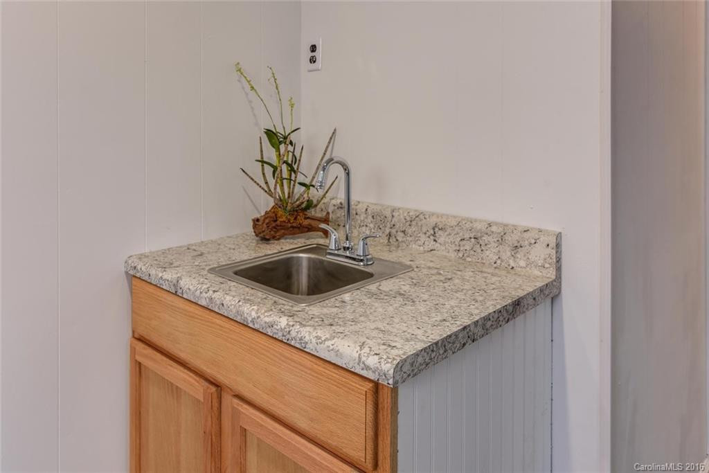 76 Thompson Road - Photo 15