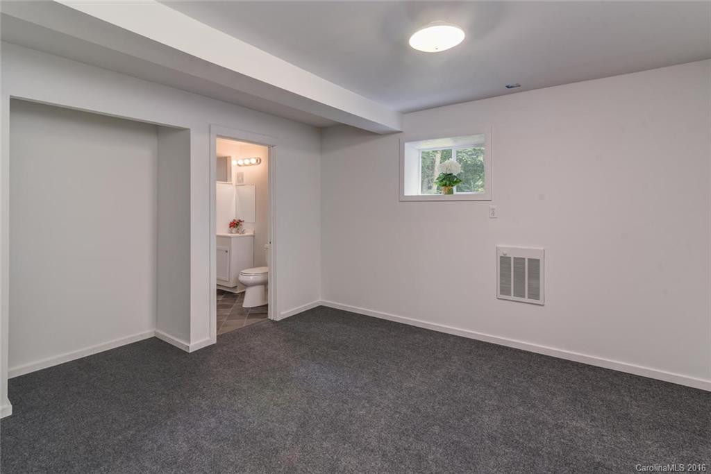 76 Thompson Road - Photo 18