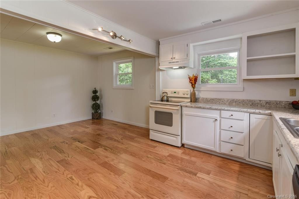 76 Thompson Road - Photo 3