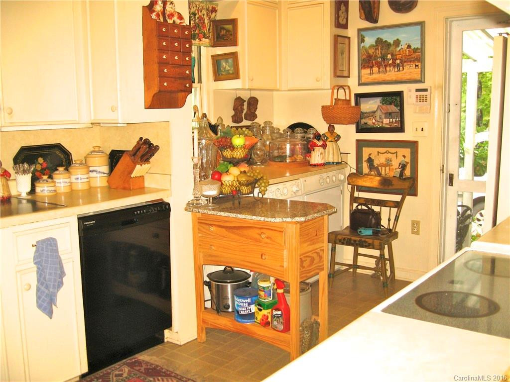 283 Melrose Avenue - Photo 10