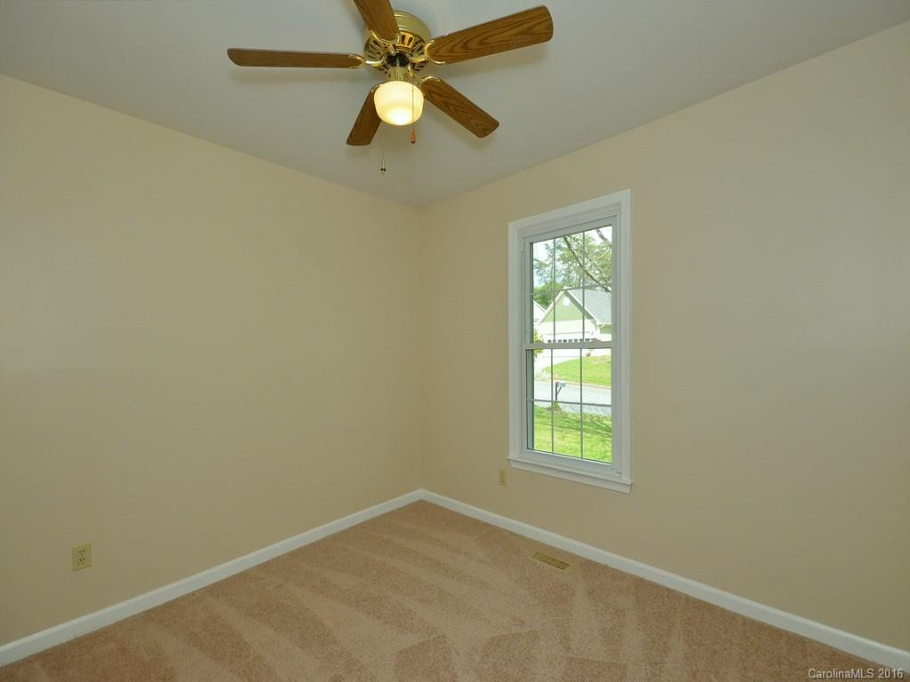 11 Westminster Drive - Photo 13