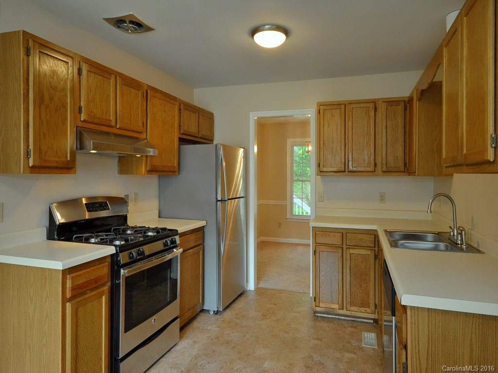 11 Westminster Drive - Photo 7