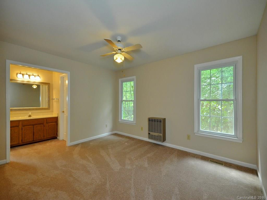 11 Westminster Drive - Photo 9