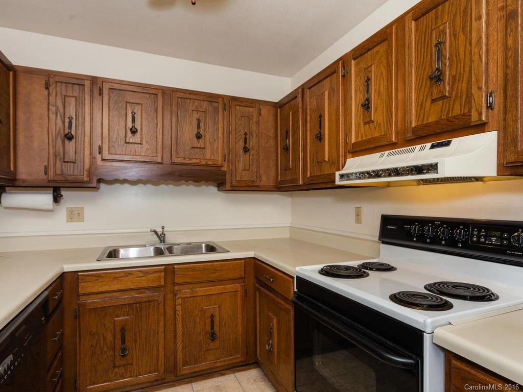 1060 Mountain View Street - Photo 11