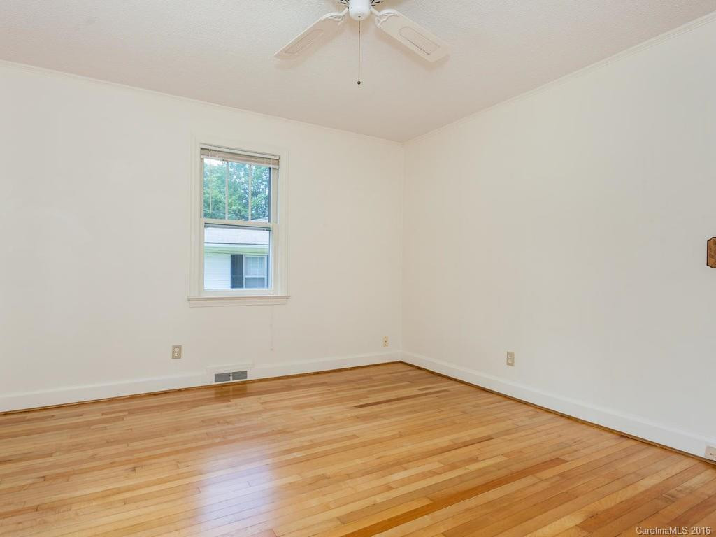 1060 Mountain View Street - Photo 17