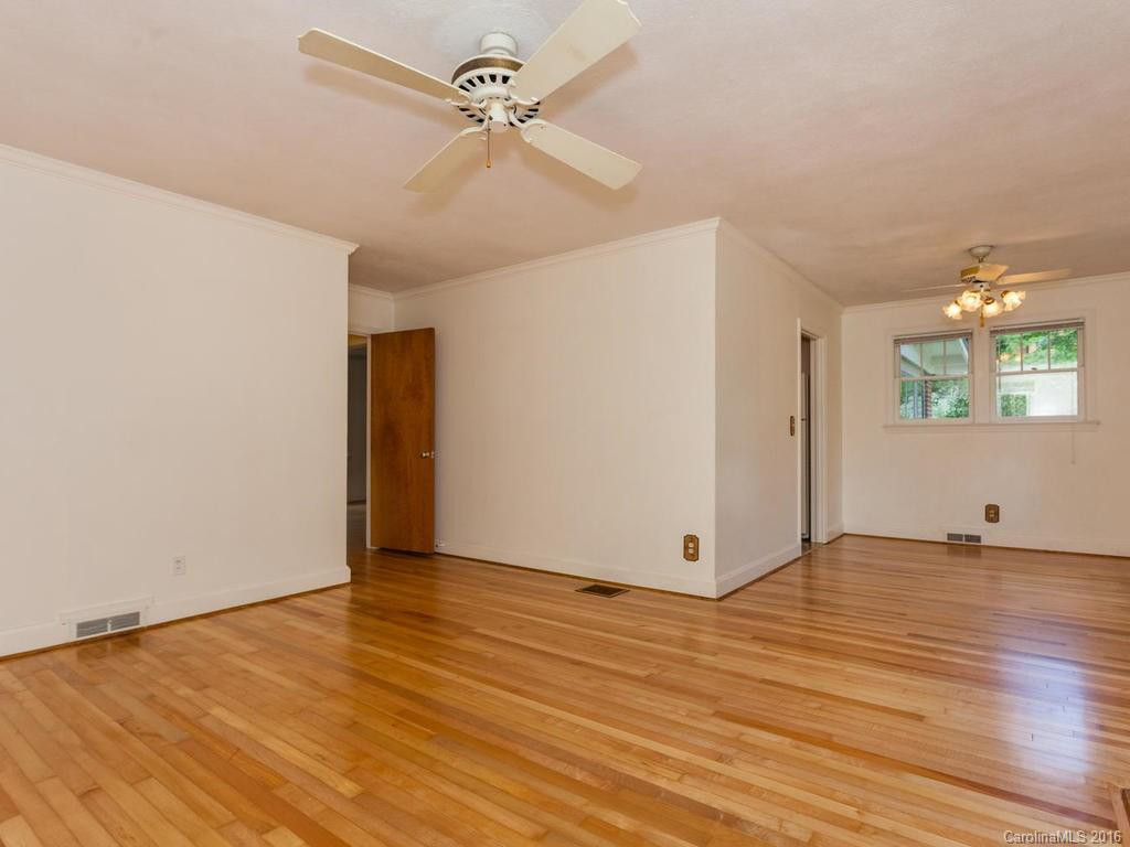 1060 Mountain View Street - Photo 8