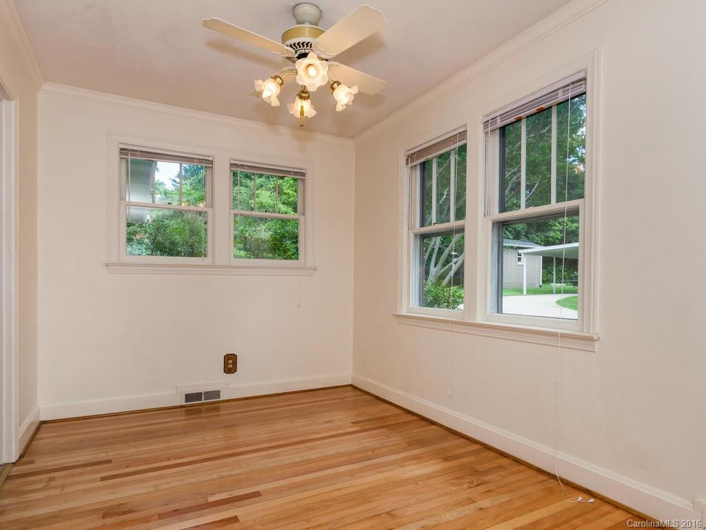 1060 Mountain View Street - Photo 10