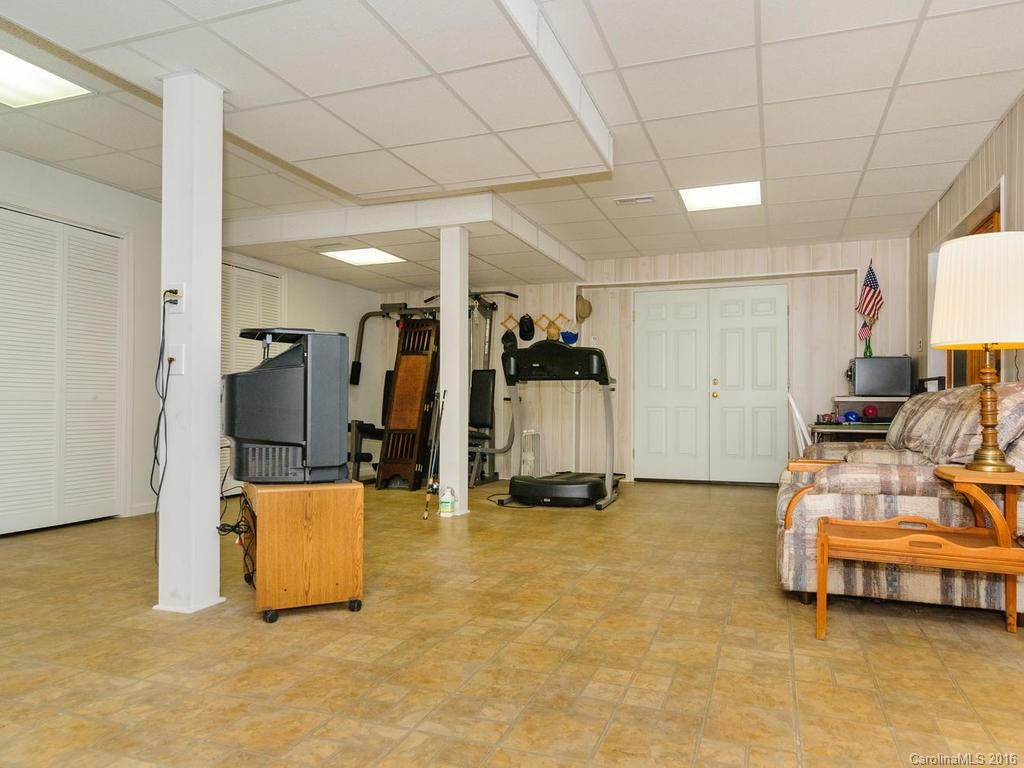 1056 High Vista Drive - Photo 18