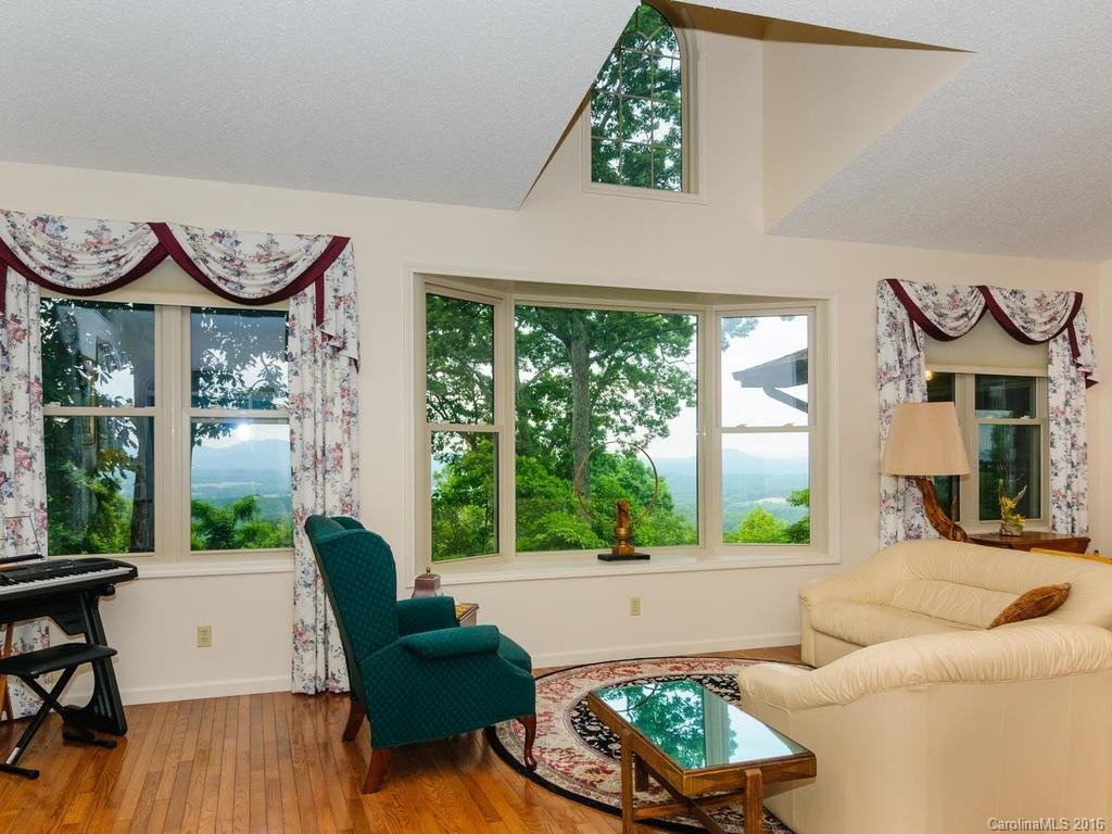 1056 High Vista Drive - Photo 3