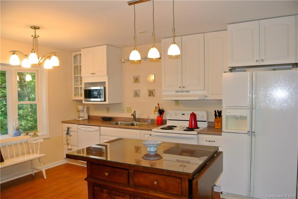 831 Wipprecht Drive - Photo 3