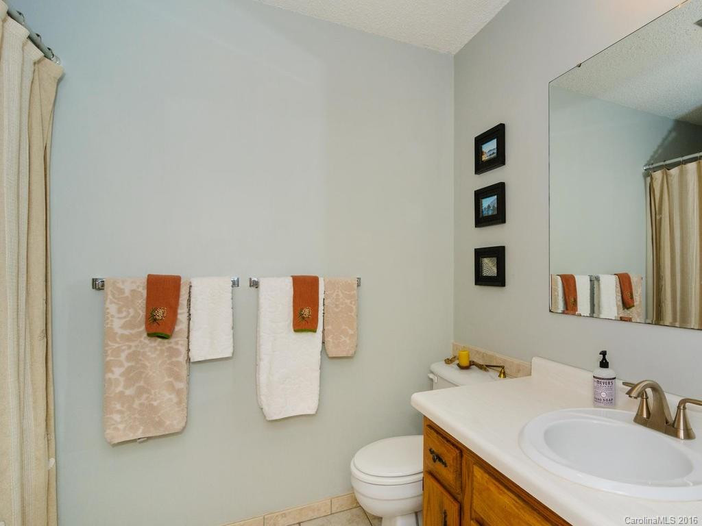 8 Beech Tree Lane - Photo 14