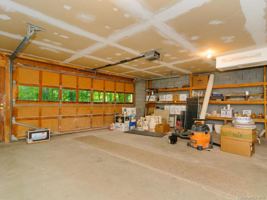 8 Beech Tree Lane - Photo 18