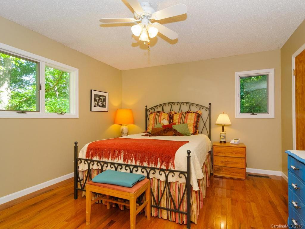 8 Beech Tree Lane - Photo 10