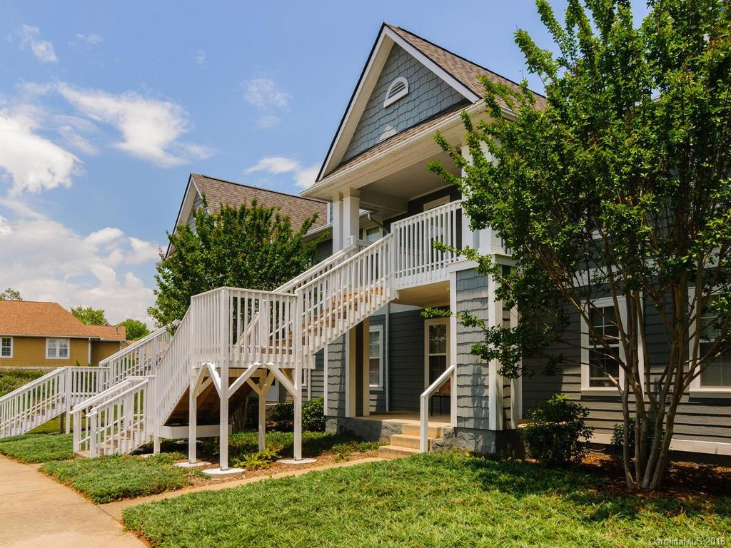 2803 Sagamore Lane #2803 - Photo 2