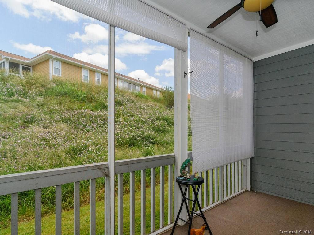 2803 Sagamore Lane #2803 - Photo 19