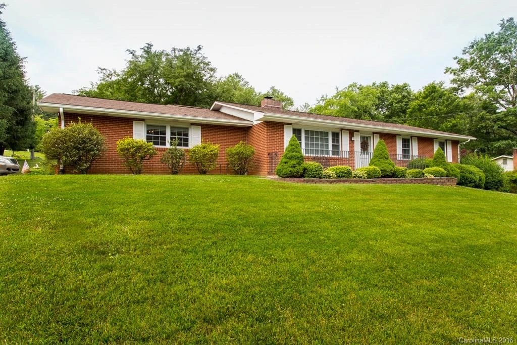 20 Delphia Drive