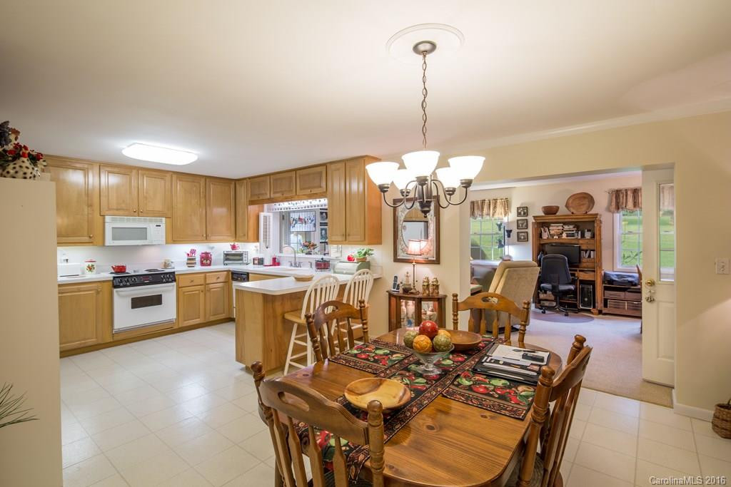 20 Delphia Drive - Photo 12