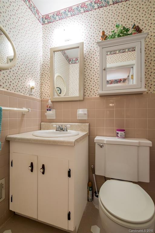 20 Delphia Drive - Photo 18