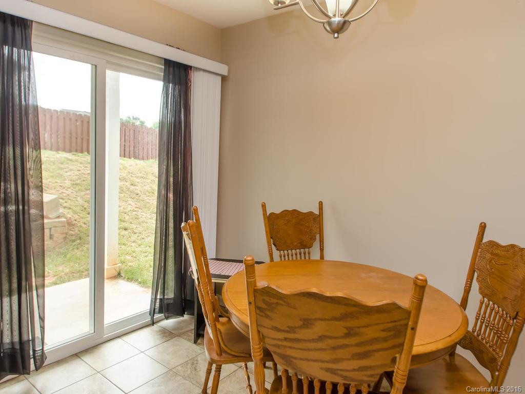 14 English Ivy Road #- - Photo 11