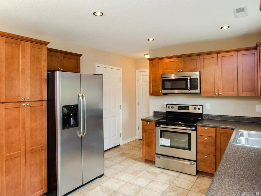 14 English Ivy Road #- - Photo 15