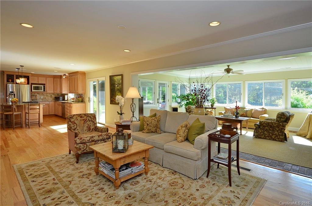 1902 Country Club Road - Photo 13