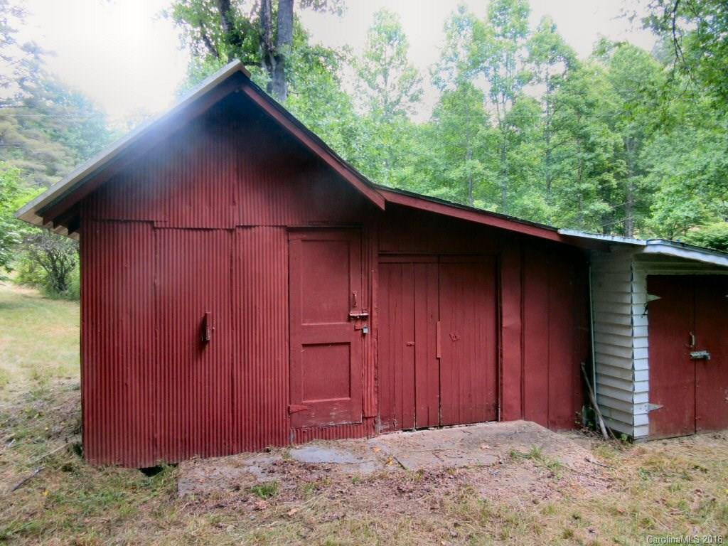 3915 Tanasee Gap Road - Photo 14