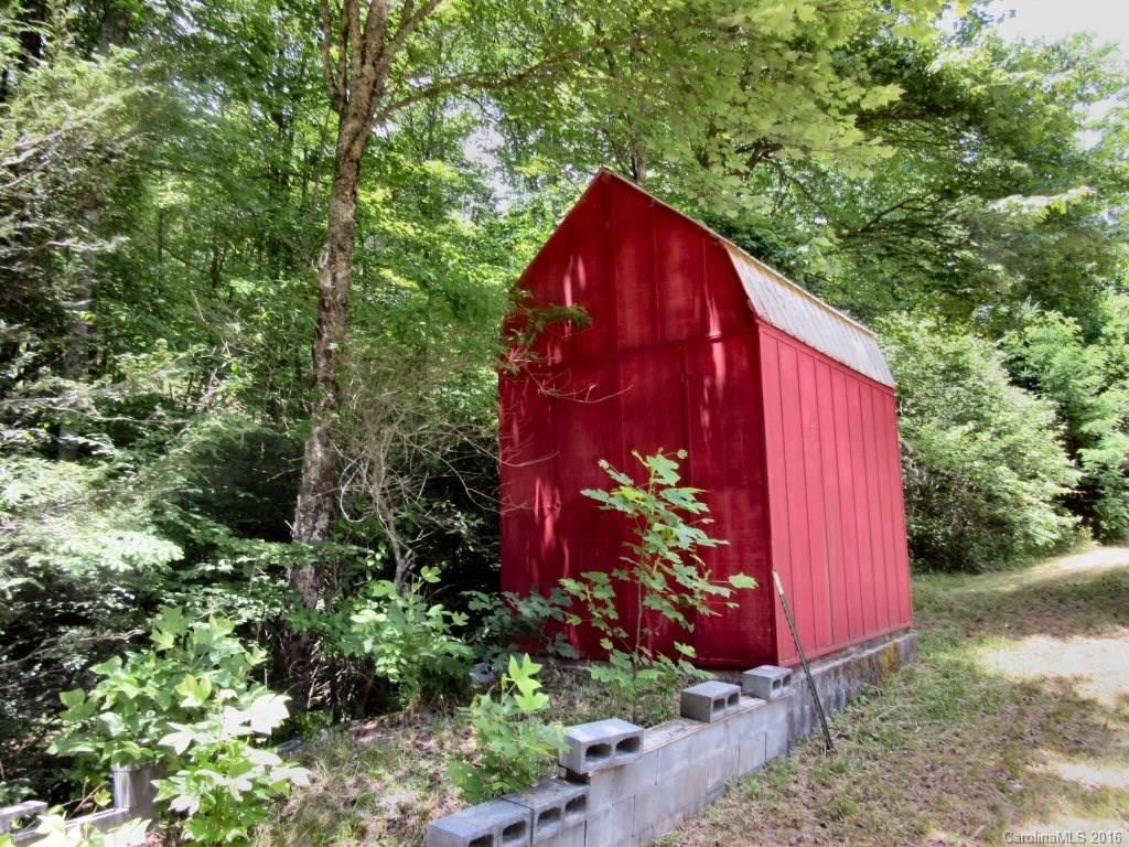 3915 Tanasee Gap Road - Photo 15