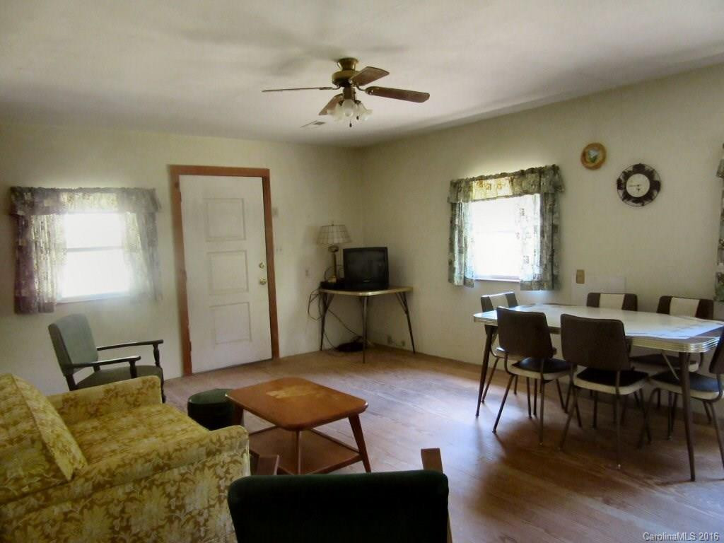 3915 Tanasee Gap Road - Photo 7