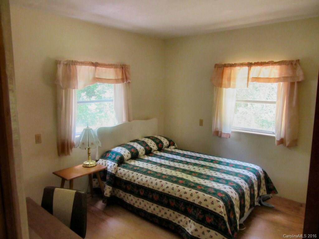 3915 Tanasee Gap Road - Photo 8