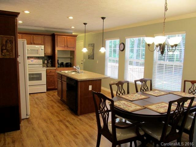 272 Windwood Drive #11 - Photo 8