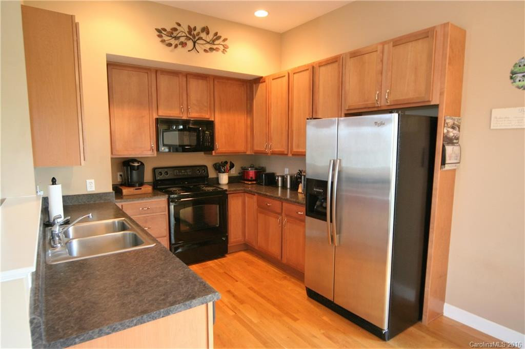 370 Beck Creek Circle - Photo 4