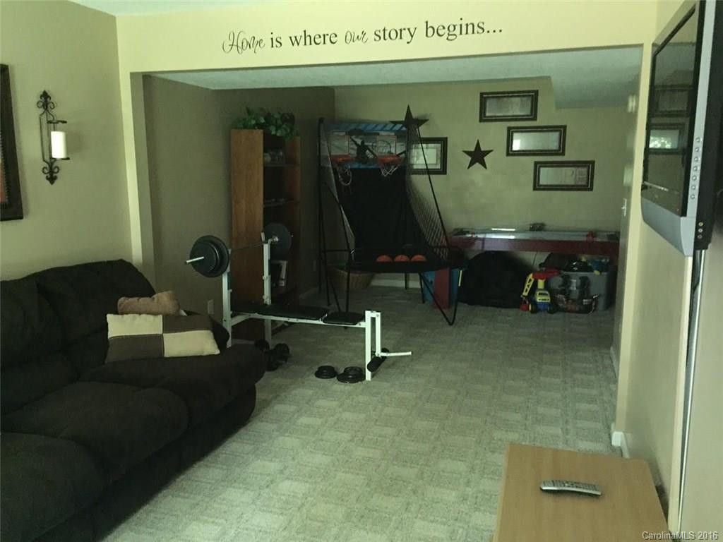 29 Kelly Fields Drive - Photo 2